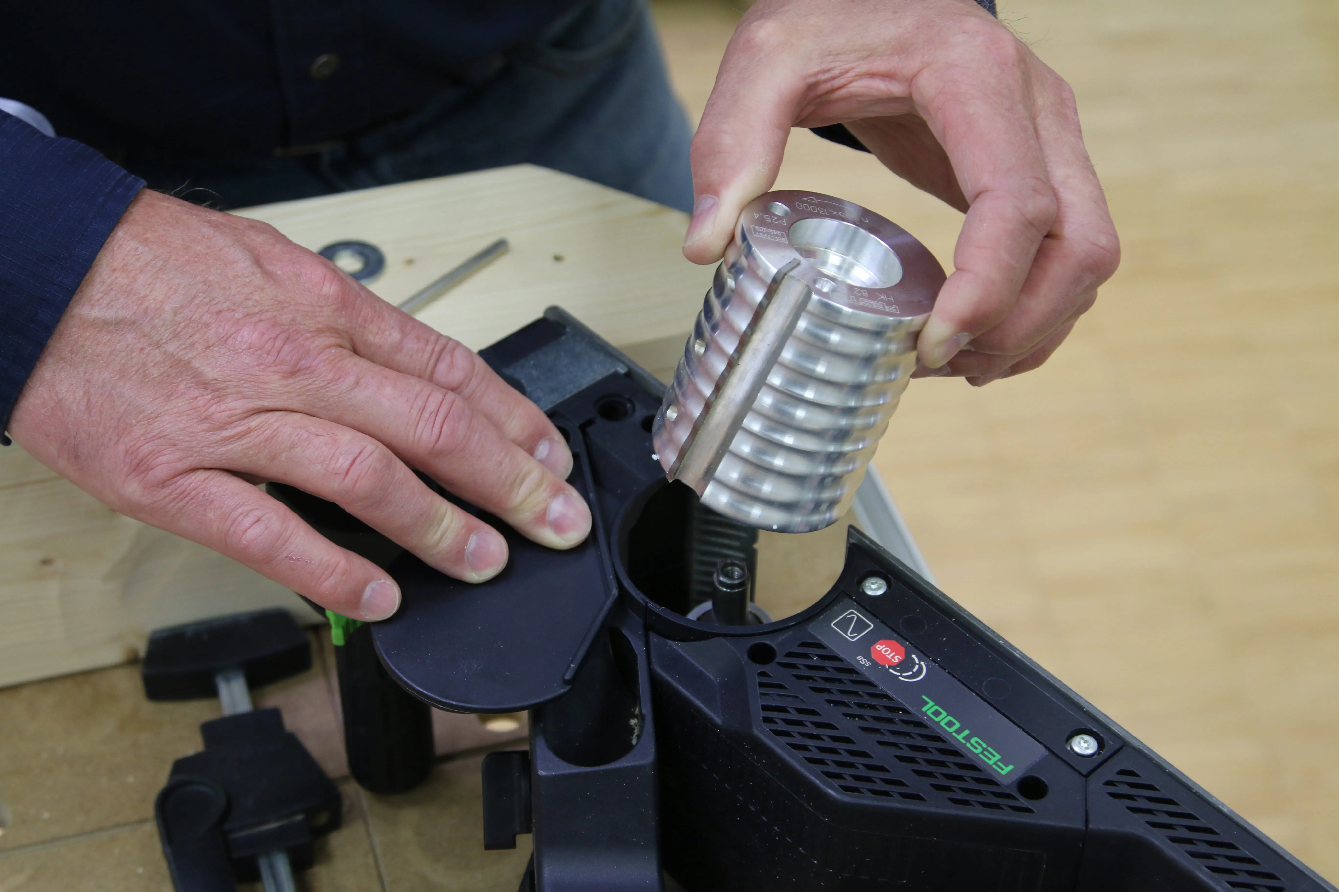 Udskiftning af rustikt høvlhoved