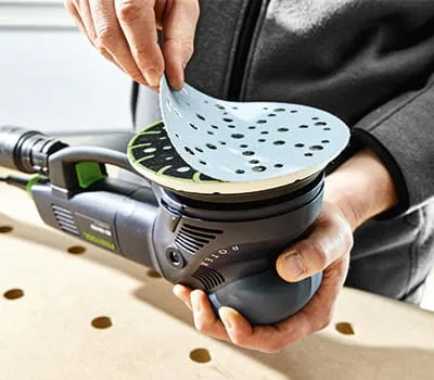 Påsætning af slibepapir