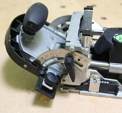 Indstilling af skærevinkel