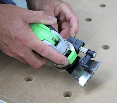 Montering af dybdeanslag