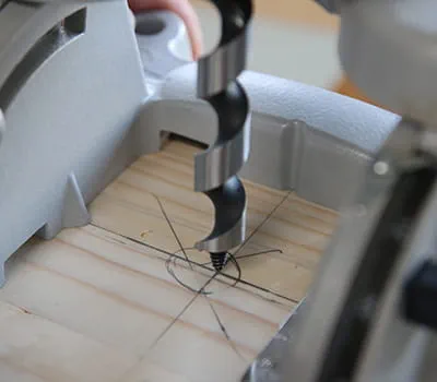 Justering af borestativet