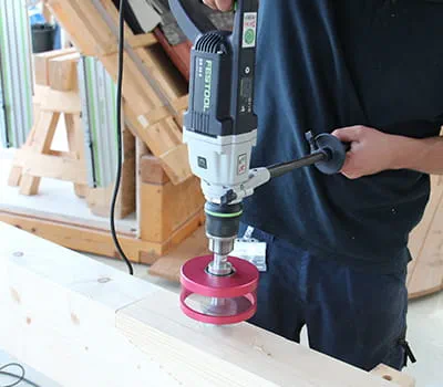 der bores huller til spændskiverne