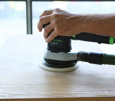 Overfladeslibning med krydsslibning