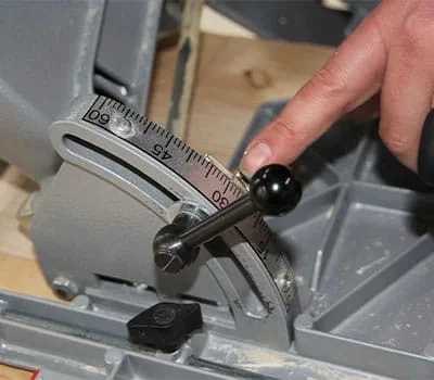 Indstilling af hældningen