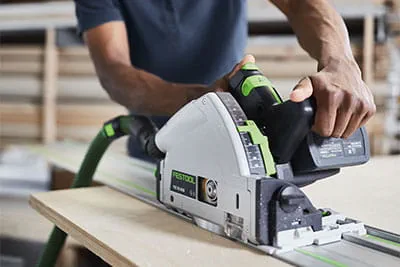 SawStop-teknologien i Festool bordrundsaven TKS 80
