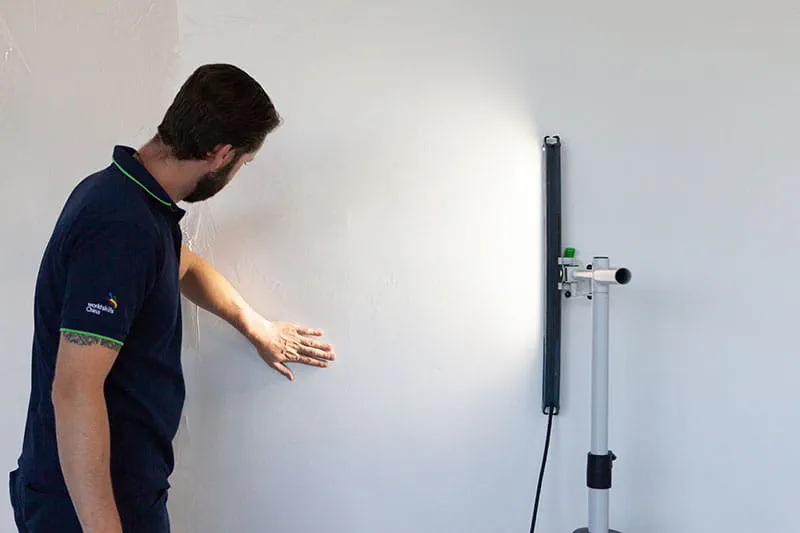 Overfladekontrol med Festool kontrastlampen STL 450