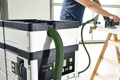 Ideelt samspil med Festool akku-værktøj. Komfortabelt og hurtigt: automatisk aktivering af støvsugeren via Bluetooth® batteriet.