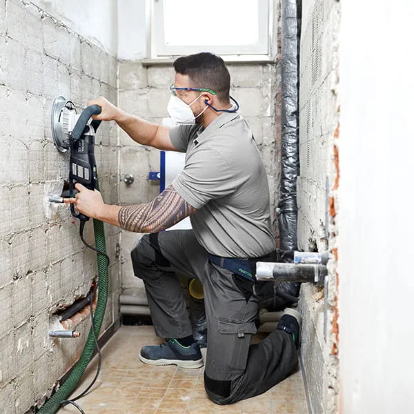 Den kulfrie EC-TEC-motor overbeviser med en lang levetid og arbejder yderst effektivt – dermed hører overophedning og ufrivillige pauser fortiden til.