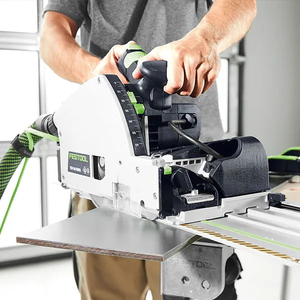 Den nye forridser-dyksav TSV 60 K fra Festool i brug