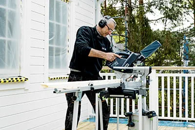 Den nye akku kap-/geringssav KSC 60 fra Festool i brug