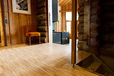 Det færdiglagte parket i huset