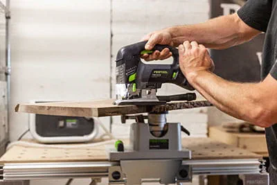 Tilsavning af bordpladen med Festool stiksaven
