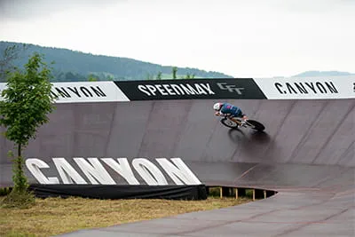 Jan Frodeno under Tribattle på Canyon Turn's stejlvæg