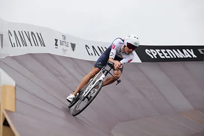 Jan Frodeno under Tribattle på Canyon Turn's stejlvæg