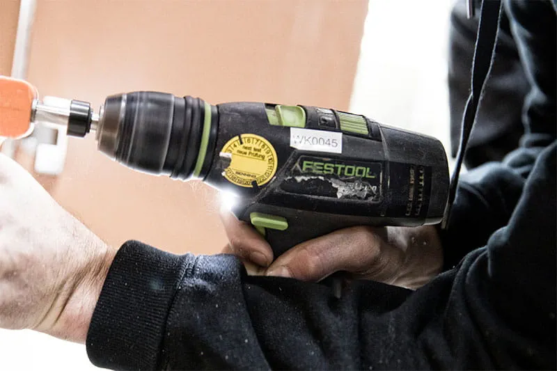 Akku boremaskinen fra Festool i brug